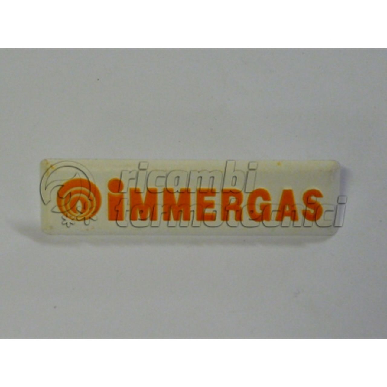 IMMERGAS TARGA IN PLASTICA